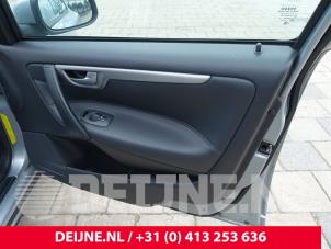 Volvo V70 Portier 4Deurs rechts-voor O272851 foto 2