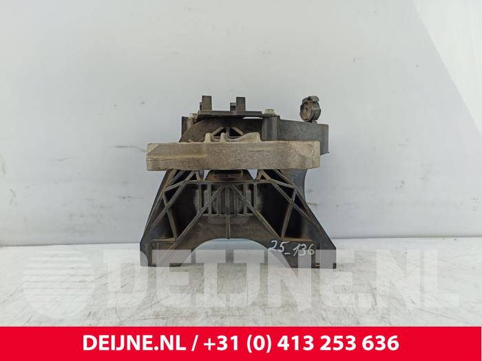 Gebruikte Motorrubber Opel Combo Cargo 1.5 CDTI 75 Prijs € 24,20 Inclusief btw aangeboden door van Deijne Onderdelen Uden B.V.
