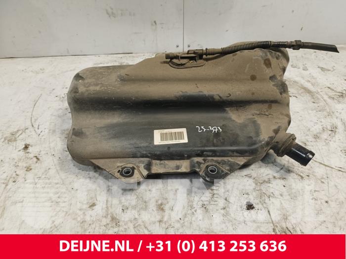 Gebruikte Adblue tank Mercedes Vito Tourer (447.7) 1.6 109 CDI 16V Prijs € 157,30 Inclusief btw aangeboden door van Deijne Onderdelen Uden B.V.