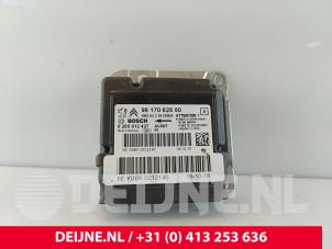 Gebruikte Airbag Module Citroen Jumpy 2.0 Blue HDI 120 Prijs € 175,45 Inclusief btw aangeboden door van Deijne Onderdelen Uden B.V.