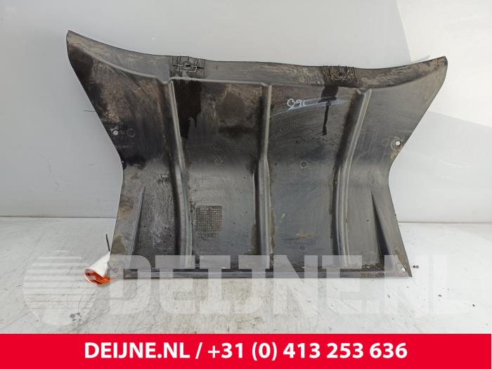 Iveco New Daily Motor Schutzblech O272950