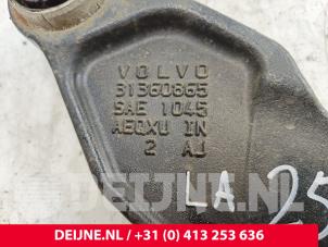 Volvo V60 Rear upper wishbone, left O272982 photo 3
