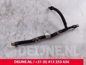 Ford Transit Connect Fuel return line O273004 photo 2