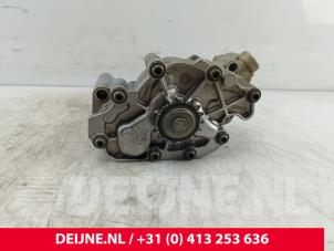 Gebruikte Oliepomp Peugeot Expert (V1/VA/VB/VE/VF/VT/VY) 2.0 Blue HDi 120 16V Prijs € 145,20 Inclusief btw aangeboden door van Deijne Onderdelen Uden B.V.