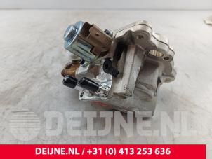 Citroen Jumpy Brandstofpomp Mechanisch O273032 foto 3