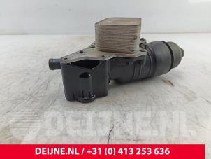 Renault Trafic Oil filter housing O273048 photo 3
