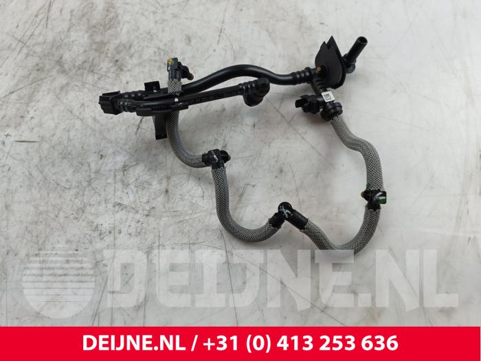 Renault Trafic Brennstoff-Rücklaufleitung O273049