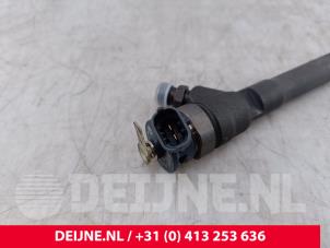 Renault Trafic Injector (diesel) O273054 photo 3