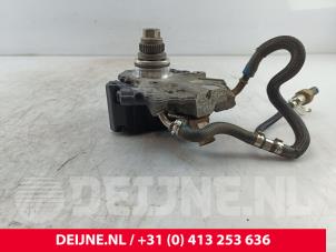 Mercedes Vito Mechanical fuel pump O273077 photo 3