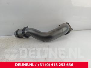 Mercedes Sprinter Intercooler Rohr O273091 foto 2
