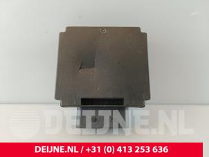 Volkswagen Caddy Spannungsregler O273114 foto 2