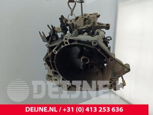 Gebruikte Versnellingsbak Citroen Jumper (U9) 2.2 Blue HDi 140 Prijs € 1.512,50 Inclusief btw aangeboden door van Deijne Onderdelen Uden B.V.