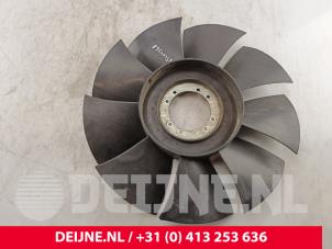 Iveco New Daily RI Scheibe Intelligent O273122 foto 2