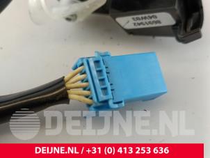 Volvo S80 Steering wheel switch O273134 photo 3