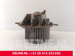 Volkswagen Caddy Heizung Belüftungsmotor O273203 foto 2