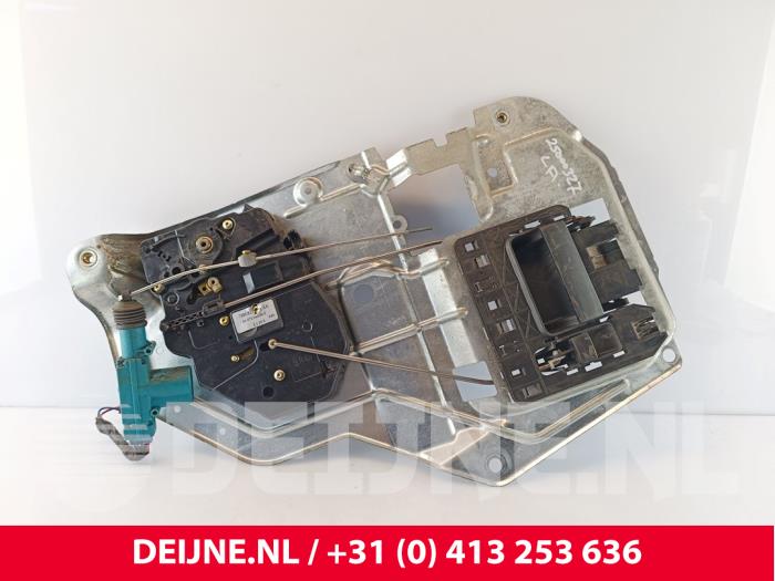 Volkswagen Transporter Schließmechanik Hecktür Bus-Lieferwagen O273237