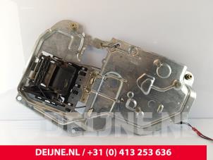 Volkswagen Transporter Schließmechanik Hecktür Bus-Lieferwagen O273237 foto 2