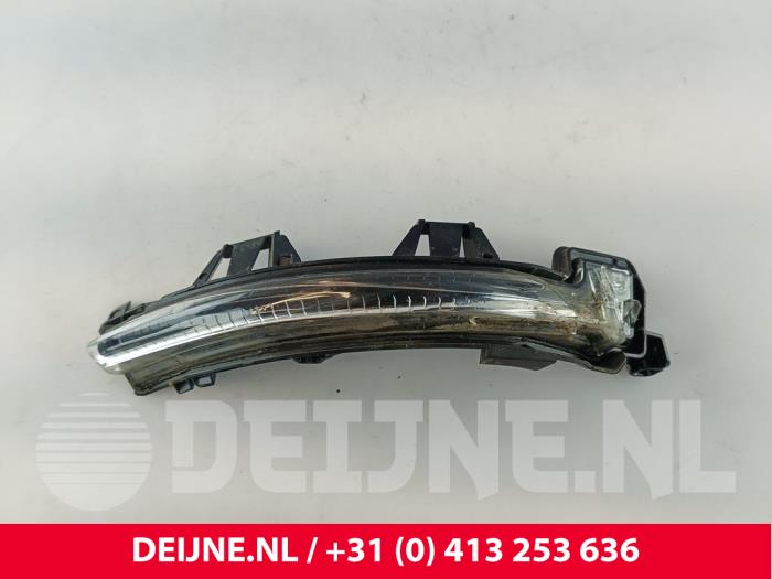 Volvo XC40 Blinker Außenspiegel rechts O273448