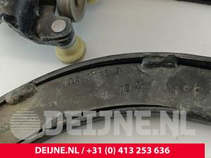 Renault Trafic Schiebetürrolle rechts O273451 foto 3