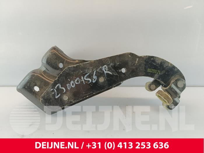 Mercedes Vito Schuifdeurrol rechts O273540