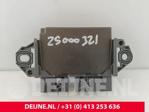 Volkswagen Caddy PDC Module O273554 foto 2