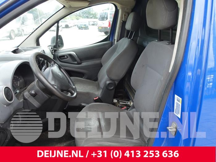 Peugeot Partner Seat, left O273599