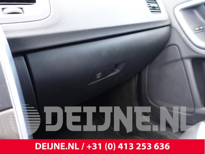 Volvo V60 Glovebox O273657