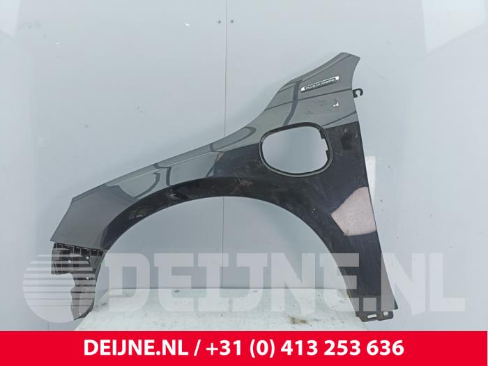 Volvo V60 Kotflügel links vorne O273689