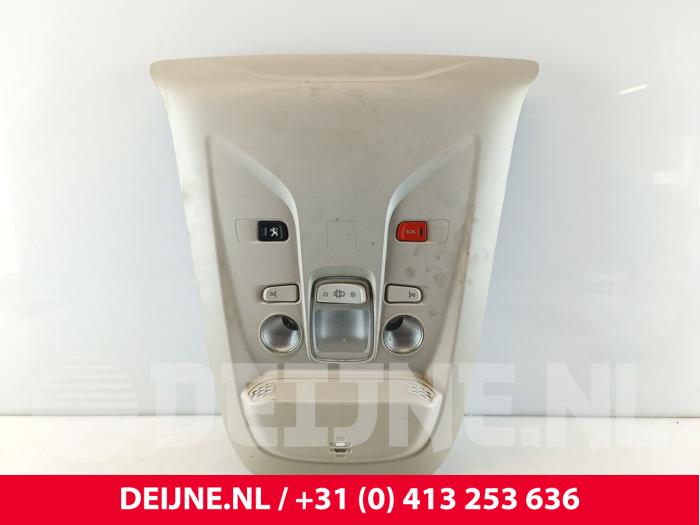 Peugeot Partner Interior lighting, front O273835