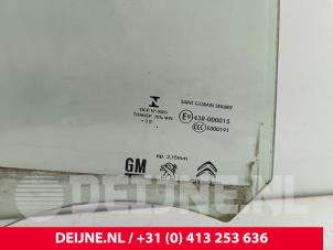 Peugeot Partner Portierruit 2Deurs rechts O273879 foto 3