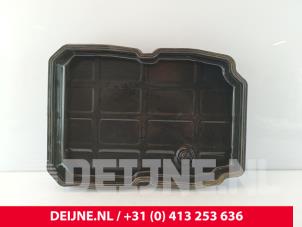 Gebruikte Versnellingsbakdeksel Mercedes Viano (639) 3.0 CDI V6 24V Prijs € 42,35 Inclusief btw aangeboden door van Deijne Onderdelen Uden B.V.