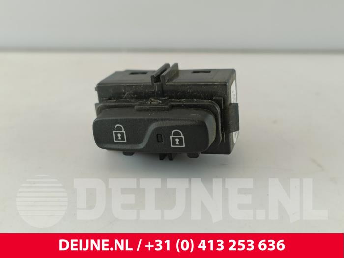 Volvo V40 Centrale deurvergrendeling Schakelaar O273971