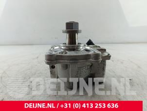 Citroen Berlingo Brandstofpomp Mechanisch O273972 foto 3