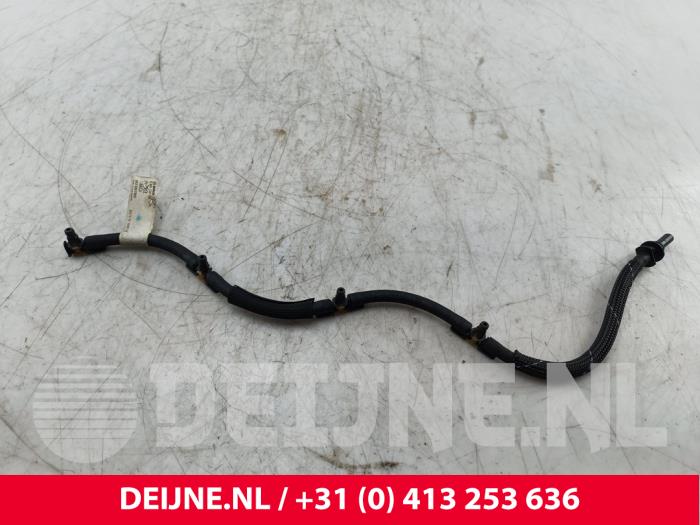 Citroen Berlingo Brandstof retourleiding O273973