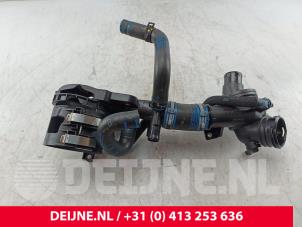 Mercedes Sprinter Thermostaathuis O273997 foto 3