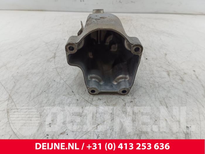 Gebruikte Motorrubber Mercedes Sprinter 3,5t (910.0/910.1/907.1/907.2) 314 CDI 2.1 D FWD Prijs € 36,30 Inclusief btw aangeboden door van Deijne Onderdelen Uden B.V.