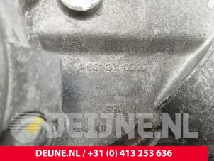 Mercedes Sprinter Stütze (sonstige) O274030 foto 3