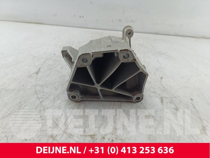 Mercedes Sprinter Motorlager O274032