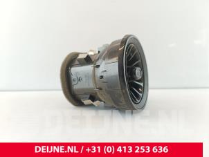 Mercedes Sprinter Dashboard vent O274060 photo 2