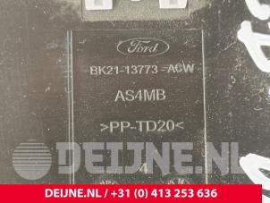 Ford Transit Custom Innenbeleuchtung hinten O274066 foto 3