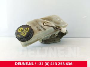 Gebruikte Hoofdremcilinder Volvo V50 (MW) 1.8 16V Prijs € 30,00 Margeregeling aangeboden door van Deijne Onderdelen Uden B.V.