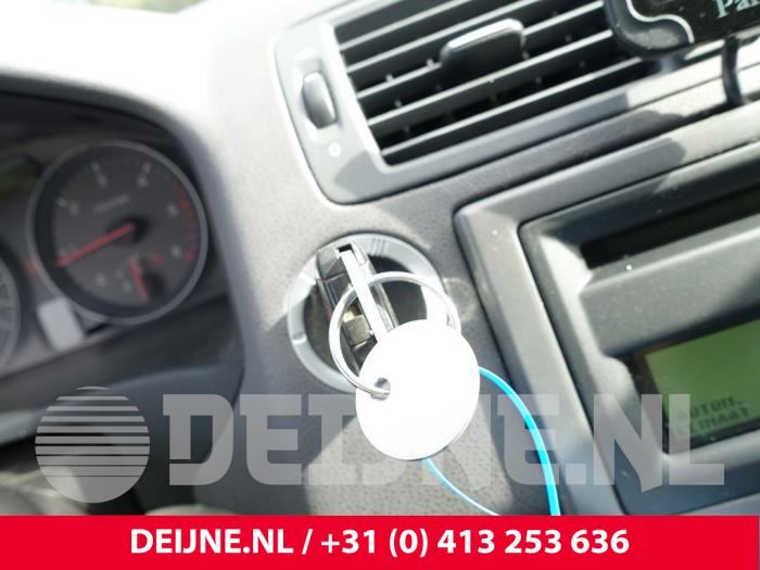 Volvo V50 Ignition lock + key O274199