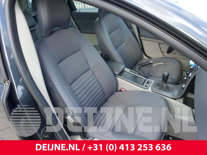 Volvo V50 Stoel rechts O274220