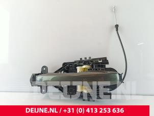 Gebruikte Deurgreep 2Deurs rechts Volvo V90 II (PW) 2.0 D3 16V Prijs € 80,00 Margeregeling aangeboden door van Deijne Onderdelen Uden B.V.