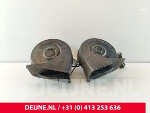 Gebruikte Claxon Volvo XC90 I 2.9 T6 24V Prijs € 45,00 Margeregeling aangeboden door van Deijne Onderdelen Uden B.V.