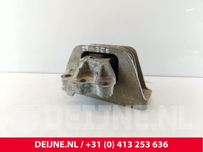 Gebruikte Motorrubber MAN TGE 2.0 TDI Prijs € 102,85 Inclusief btw aangeboden door van Deijne Onderdelen Uden B.V.