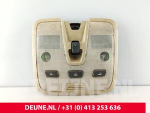 Gebruikte Binnenverlichting voor Volvo V70 Prijs € 10,00 Margeregeling aangeboden door van Deijne Onderdelen Uden B.V.