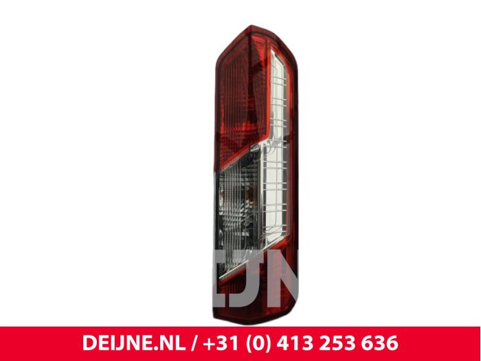 Gebruikte Achterlicht rechts Ford Transit 2.2 TDCi 16V Prijs € 72,60 Inclusief btw aangeboden door van Deijne Onderdelen Uden B.V.