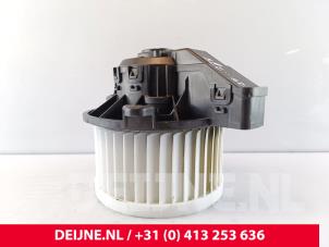 Ford Transit Custom Heizung Belüftungsmotor O274576 foto 2