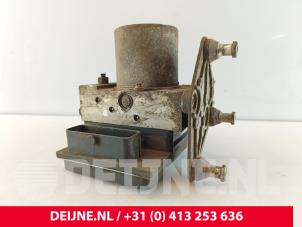 Mercedes Vito ABS Pomp O274629 foto 3